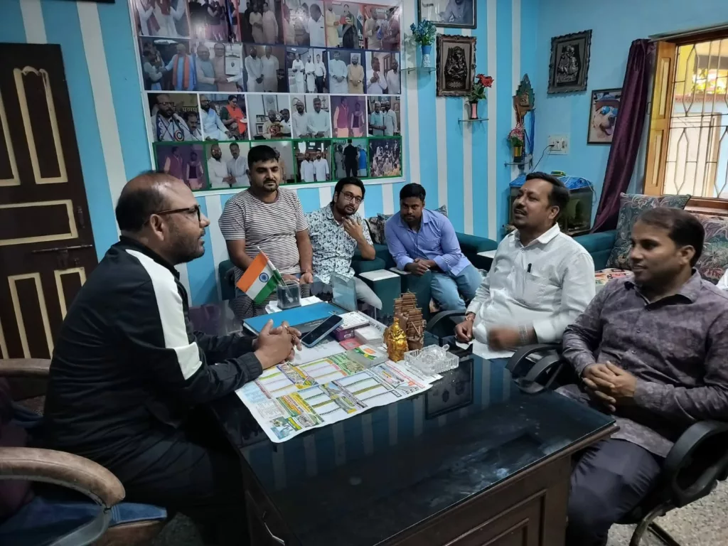 गिरिडीह तक आसनसोल–सियालदह एक्सप्रेस के विस्तार की मांग तेज, पूर्व रेलवे के पीसी ओएम से हुई वार्ता